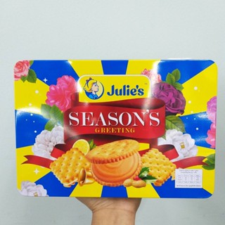 Julies Seasons Greetings Biscuit Assorties จูลี่ส์ ซีซั่นส์ กรีทติ้งส์ บิสกิต แอสซอร์ททรีส์ ขนมปังกรอบสอดไส้ 166 กรัม