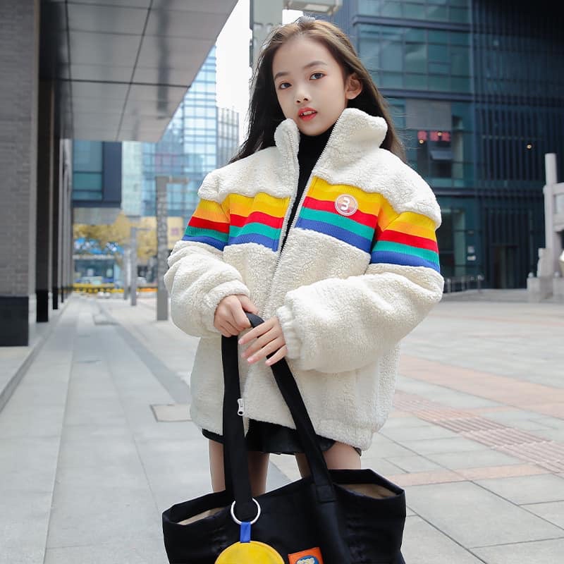 Jacket สีขาว ตัดแถบสีรุ้ง สุดคูล / K2 / 930