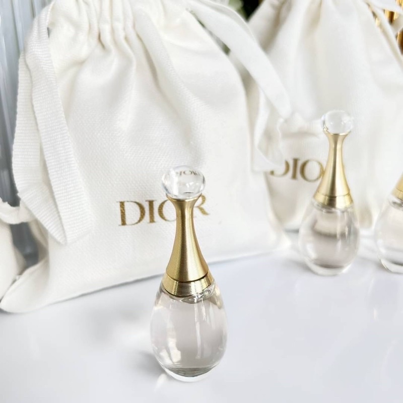Dior Jadore EDP 5ml + ถุงผ้า (เซ็ต2ชิ้น) น้ำหอมพร้อมถุงผ้า