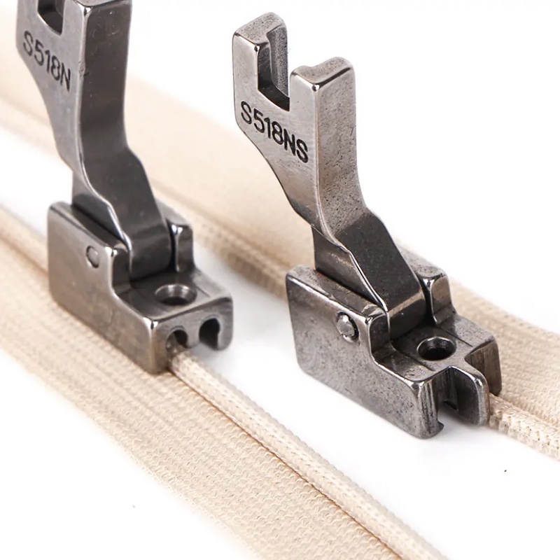 S518 S518N S518S S518NS ปกปิดที่มองไม่เห็นกว้างแคบซิป Presser เท้าสําหรับอุตสาหกรรม Lockstitch จักรเ