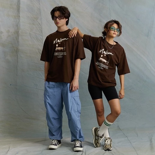 maison KEEPS | The Oversized Backache Solution Tee | Unisex | เสื้อยืดทรง Oversized ลายปริ้นท์ มี 2 sizeให้เลือก