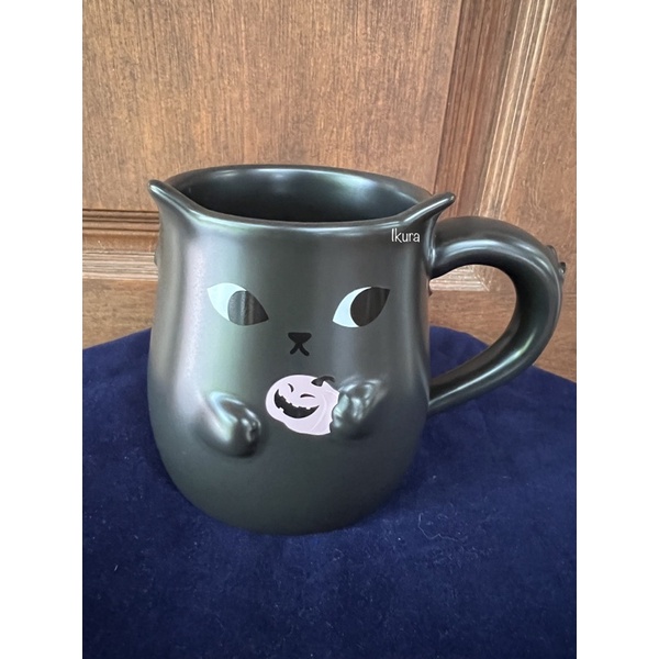 Starbucks Black Cat and Pumpkin Mug 12 oz.