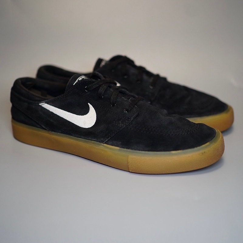 nike sb janoski black gum