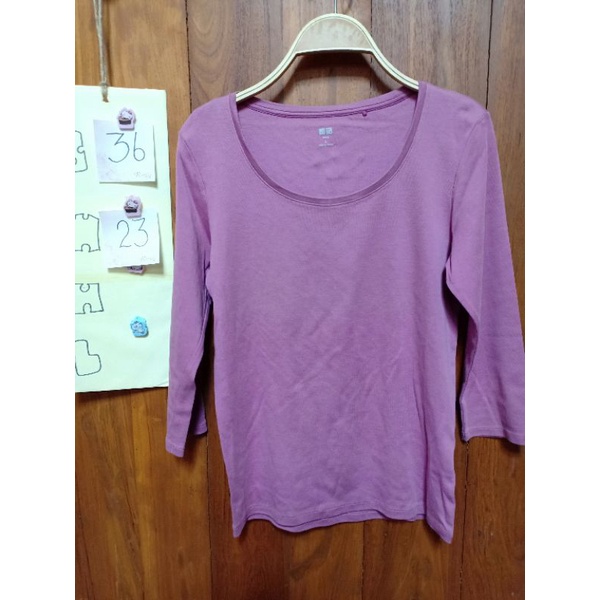 เสื้อยืดสีม่วงunique