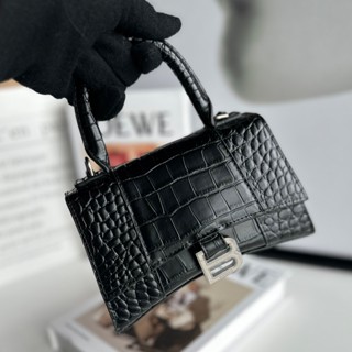 BALENCIAGA HOUR GLASS SIZE S CROC BAG  งานสวยมากทำจากหนังเเท้100%