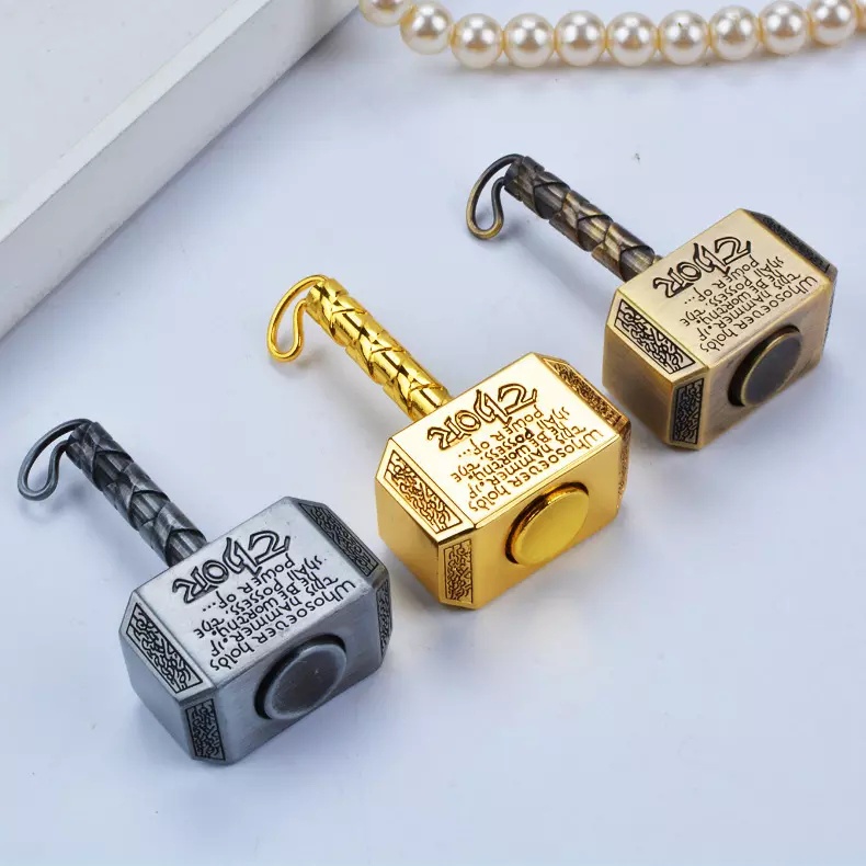 โลหะ Thor s Battle Hammer Fidget Spinner ของเล่น Anti-Stress ความวิตกกังวลบรรเทามือ Finger Spinner Key chain Fidget ของเล่น