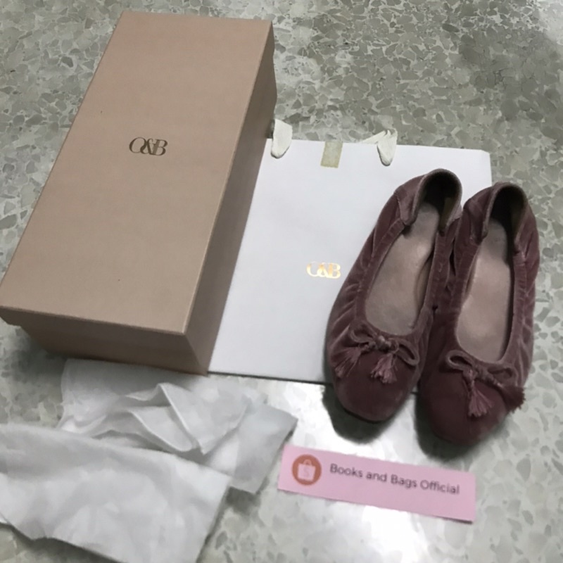 [Size 37] OandB Audrey Antoinette Rose Paris รองเท้าคัชชู ผ้ากำมะหยี่ รองเท้าบัลเล่ต์