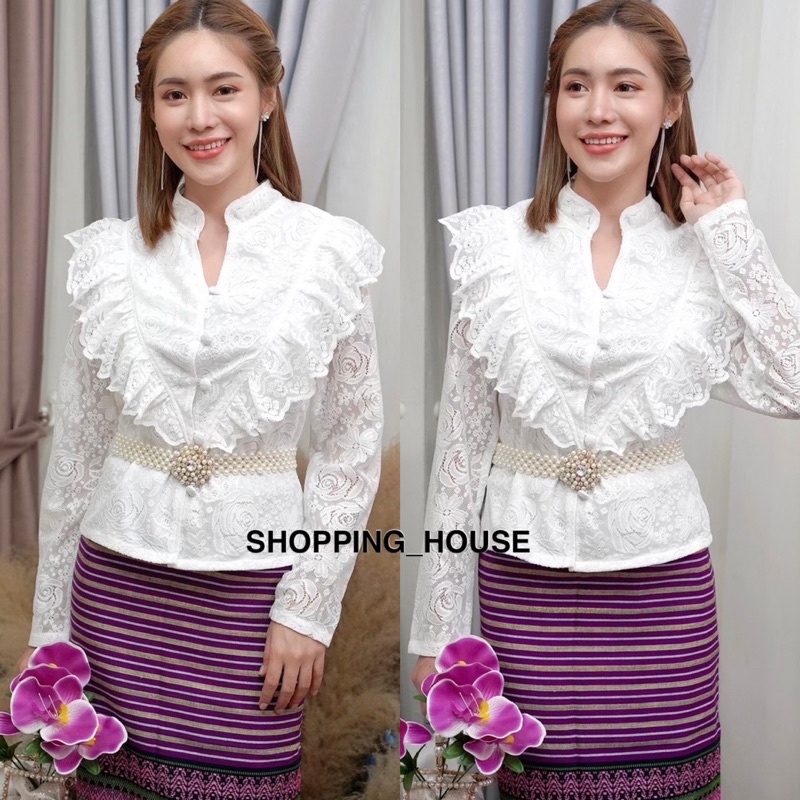เสื้อลูกไม้คอตั้งกระดุมปั้มระบายหน้าแขนยาว