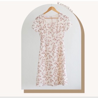 kanmikaa dress ขอเหลี่ยม ลายดอกกุหลาบ size M