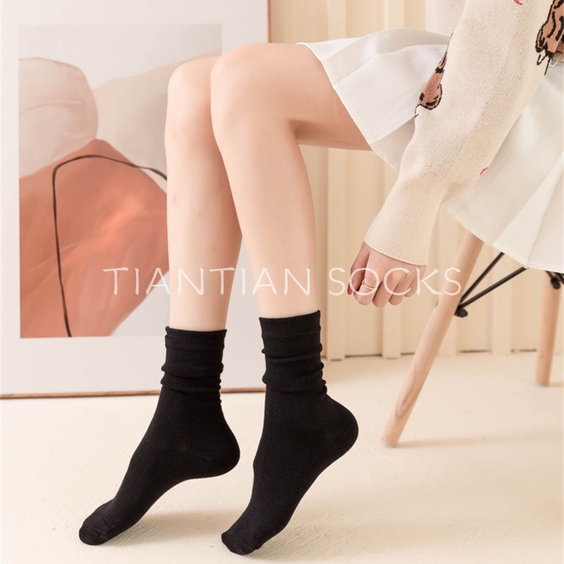 TIAN TIAN T251 ถุงเท้า ผ้าฝ้ายแท้ ทรงหลวม สีขาว เข้ากับทุกการแต่งกาย แฟชั่นฤดูใบไม้ร่วง และฤดูหนาว สําหรับผู้หญิง