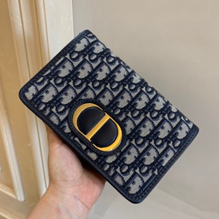 พรี​ ราคา4400 Dior หนังวัว กระเป๋าถือ กระเป๋าแฟชั่นกระเป๋า​คาด​เอว​กระเป๋าคาดอก 19*12.5*4cm