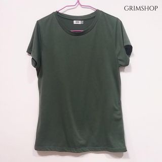 เสื้อยืดสีเขียวอมเทา ผ้าพริ้ว ระบายอากาศ พร้อมส่ง มีเก็บเงินปลายทาง