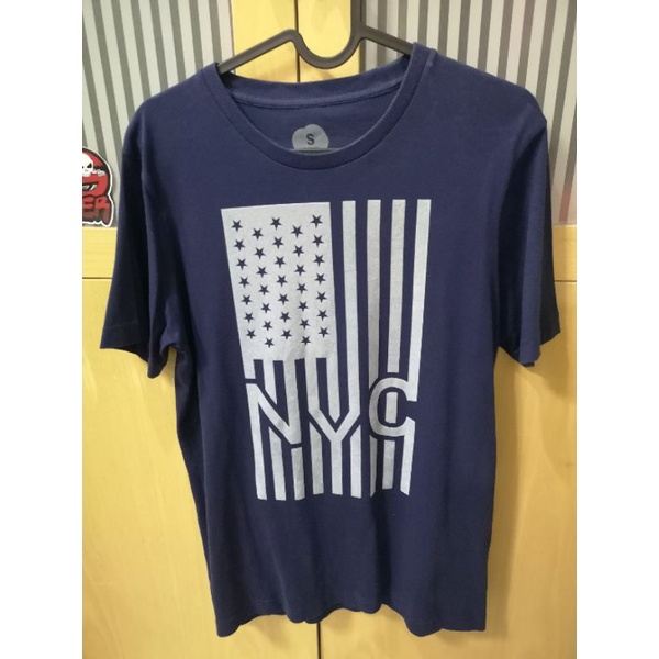 เสื้อยืด​Bossini​ เสื้อผ้ามือสอง