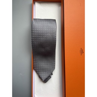 New Hermès  Faconnee H Bicolore tie