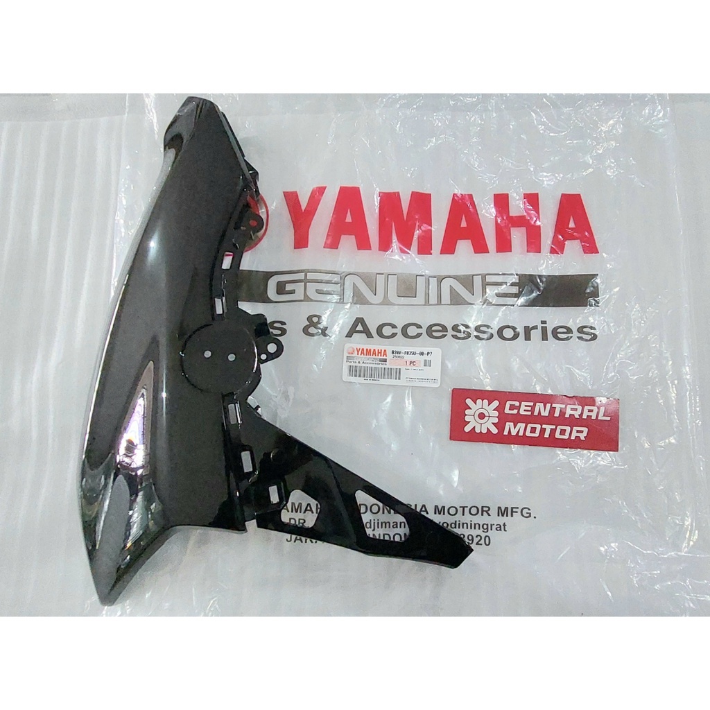 FRONT SHIELD PANEL SIDE WING BLACK METALLIC GEAR 125 ORIGINAL YAMAHA ของแท้ PARTS B3W-F835U-00-P7 B3