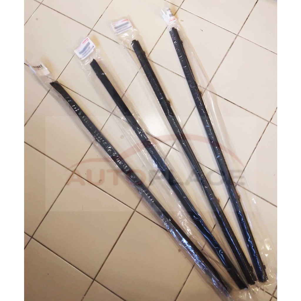 ยางรีดน้ำนอก และใน/ คิ้วรีดน้ำประตูนอก ใน หน้า Toyota Hilux Mighty-X ไมตี้x ไมตี้เอ็กซ์ MTX ข้างละ 250 บาท