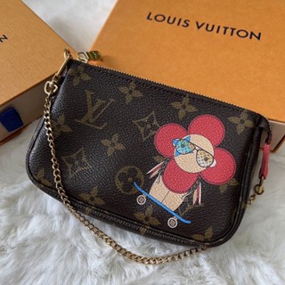 Kept unused‼️ LV mini pochette vivienne dc19