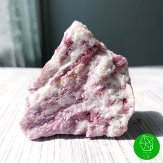 ผลึกพิงค์ทัวร์มาลีนดิบ(Pink Tourmaline)