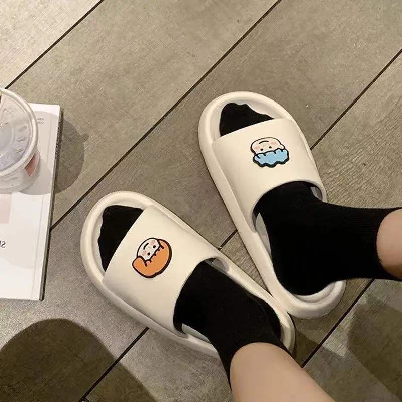 LGShoes ขายดีมาก✨รองเท้าแตะแฟชั่น พื้นรองเท้าไม่หนาไม่บาง มันต๊าซซซ🍍หน้าร้อนนี้หน้าไหนก็ใส่ได้ ห้ามพลาดน๊า