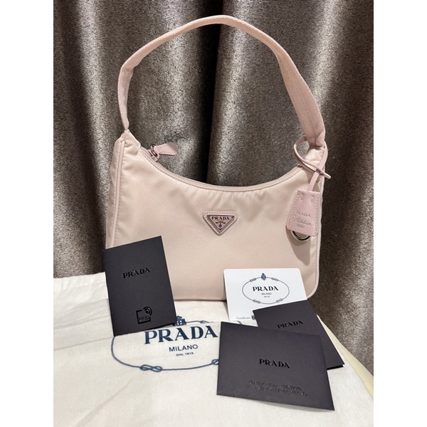 Used Prada re edition ชมพู