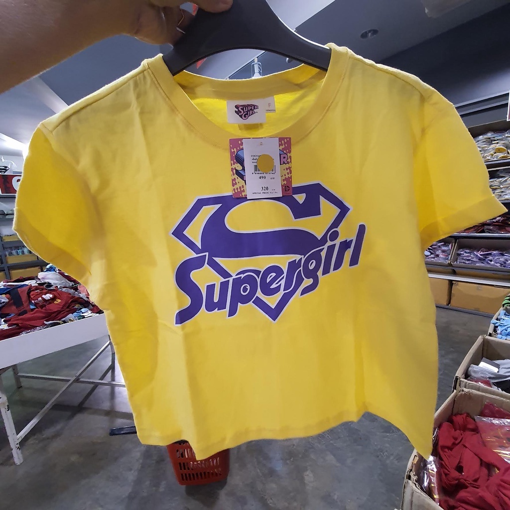 แบรนด์ DOSH  สินค้าแท้ ใหม่ชน Shop :CROP TOP  เสื้อครอป คอกลม แขนสั้น ผู้หญิง สีเหลือง