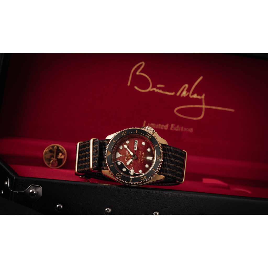 SEIKO 5 SPORTS AUTOMATIC Brian May Limited Edition นาฬิกาข้อมือผู้ชาย รุ่น SRPH80K,SRPH80K1 สายผ้า #4