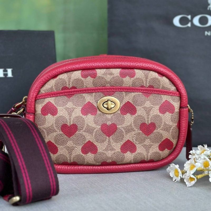 Coach Camera Bag งาน shop ลายหัวใจ