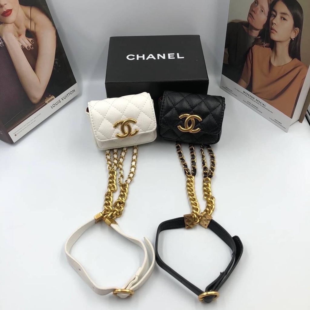 Chanel Pre-Owned mini diamond-quilted crossbody bag