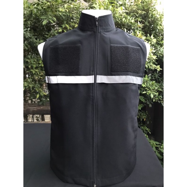 เสื้อกั๊กสีดำ คอตั้ง ซับในเต็มตัว เนื้อผ้าอย่างดี ทรงสวยมาก 319​บาททุกไซส์