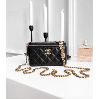 New Chanel vanity with adj