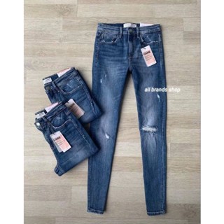 Stradivarius Denim skinny กางเกงยีนส์สีเข้ม เอวกลาง(ระดับสะดือ)