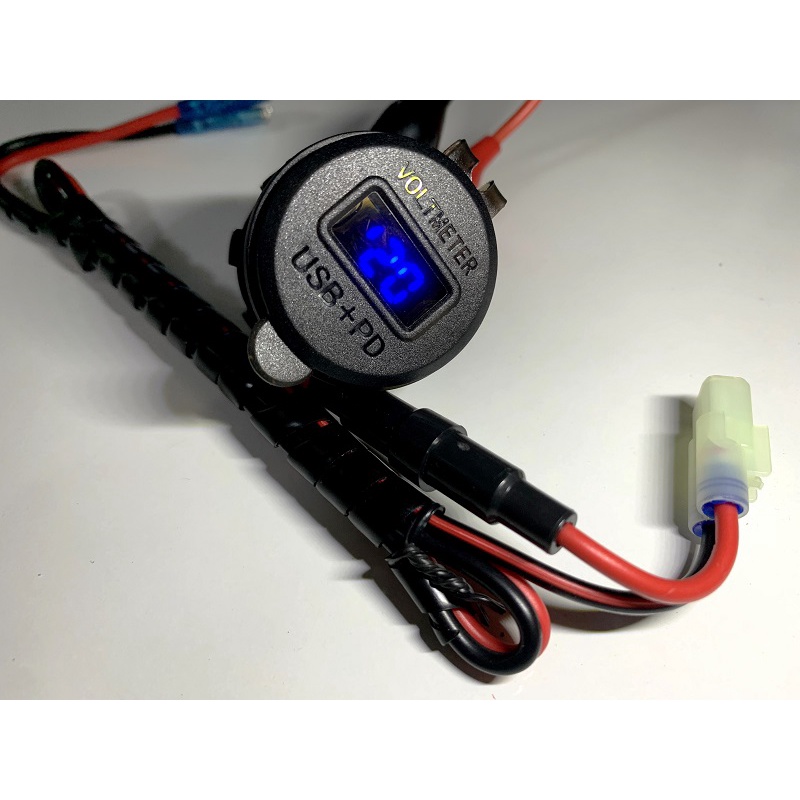 (ชุดพร้อมติดตั้งตรงรุ่น)USB Chargerสำหรับ NX500,CB500x 2019 - 2024