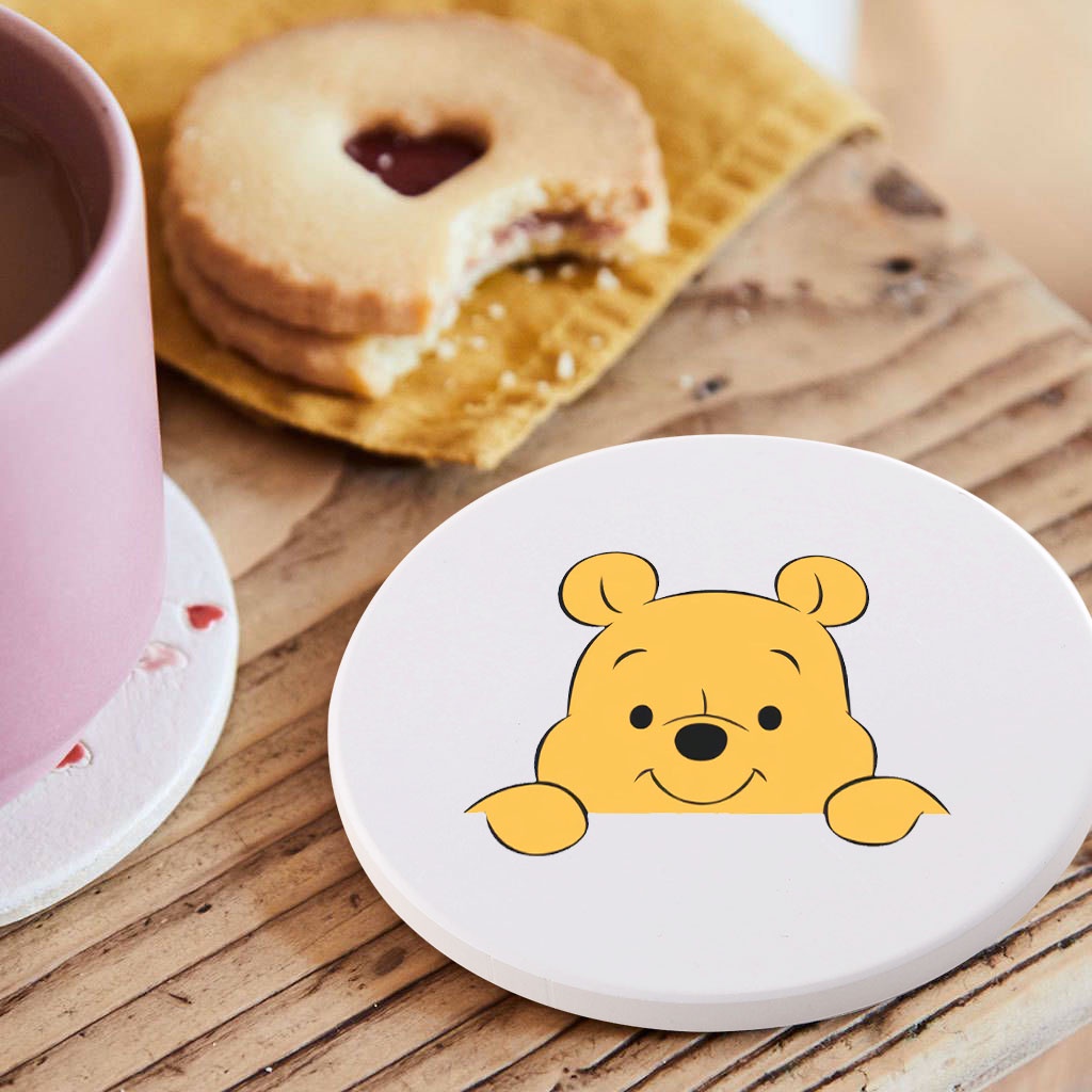 ที่รองแก้วเซรามิค พิมพ์ลายหมีพูห์น่ารัก มีฉนวนกันความร้อน สีขาว เหมาะกับของขวัญ