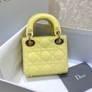 พรี​ ราคา7900 Dior Lady micro หนังแท้ กระเป๋าถือ กระเป๋าสะพาย กระเป๋าสะพายไหล่12*10*5cm