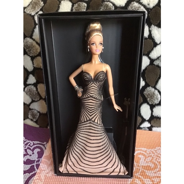 Zuhair Murad Barbie กล่องไม่สวยนะคะ