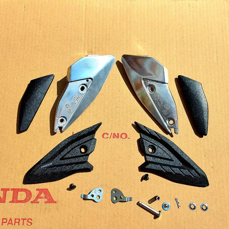 พักเท้าหลัง,ฝาครอบพักเท้าหลัง Honda Pcx150 (2018-2020) สินค้าแท้เบิกศูนย์ HONDA