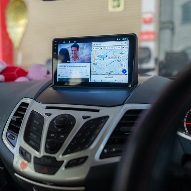 จอแอนดรอยตรงรุ่น Ford Fiesta ขนาด 9 นิ้ว WifiGps Andriodชุดหน้ากาก+จอ+ปลั๊กตรงรุ่น (รับประกันศูนย์ S
