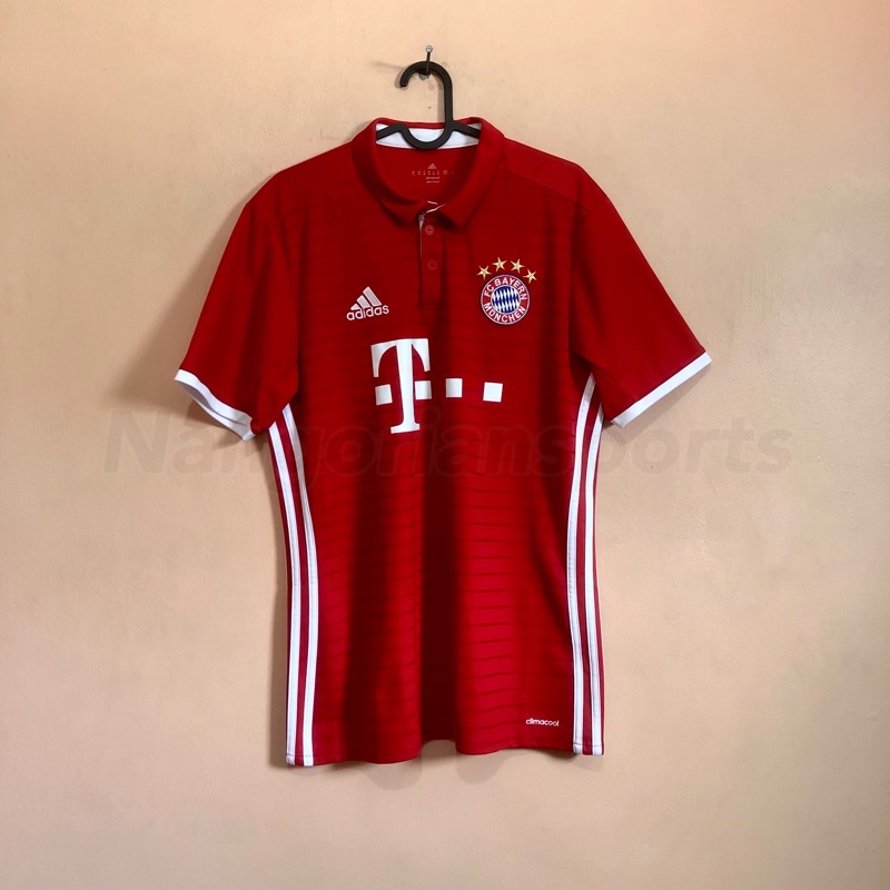 เสื้อกีฬาแขนสั้น ลายทีม Bayern Munich 16 17 ของแท้