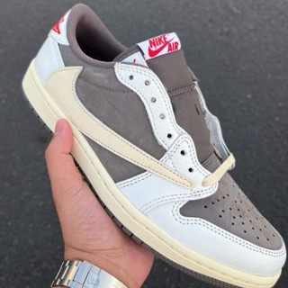 Jordan 1 Travis Scott Reverse mocha &amp; Air force 1 Viotech sample