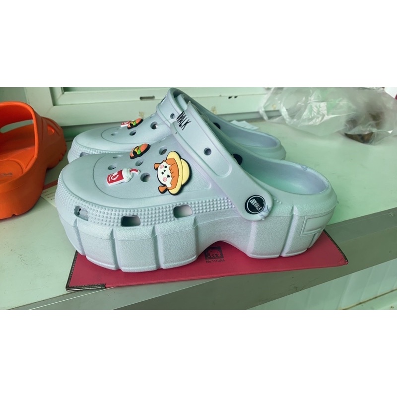 รองเท้าทรงรถถัง ยี่ห้อ AB walk พื้นสูง พื้นหนานิ่ม