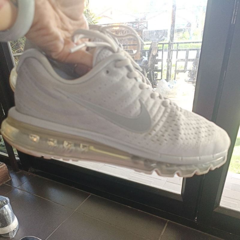 รองเท้ามือสองไลฟ์สด600บาท