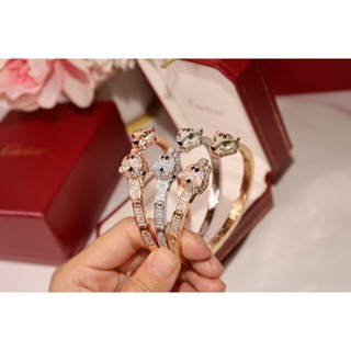 สร้อยข้อมือทอง 18K ประดับเพชร รูปหัวเสือดาว