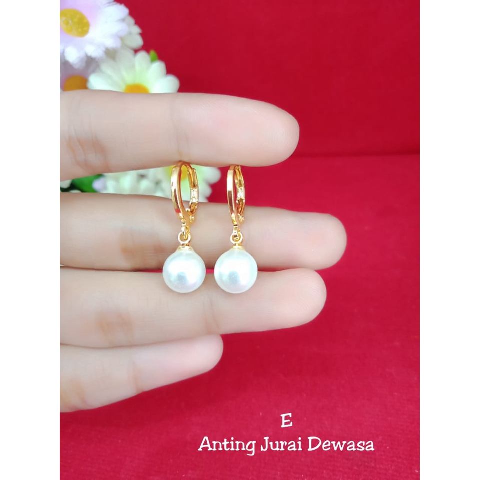 ต่างหูมุกชุบทอง Andini