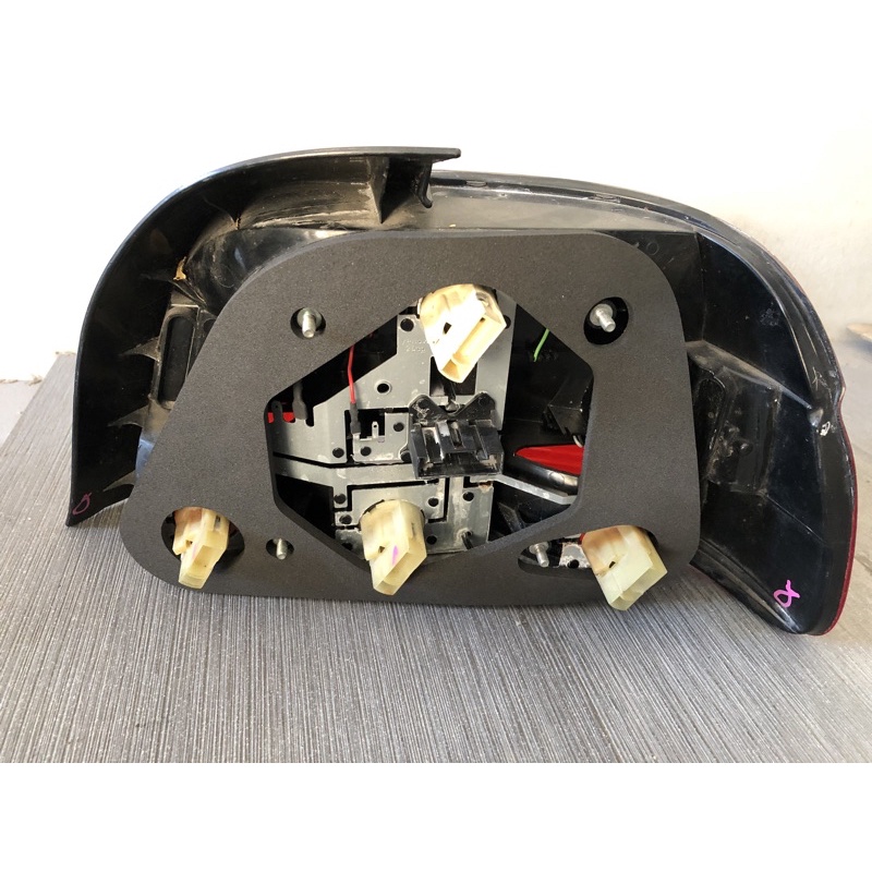 ยางซีลกันน้ำไฟท้าย BMW E39