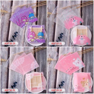 ถุงขนมฝากาว โค้ดลด INC263PO ขนาด 10*10+3 cm.ลายน่ารัก มีลายเยอะมากแพ็ค 100 ใบ ฮาโลวีน ซานต้า คริสมาส