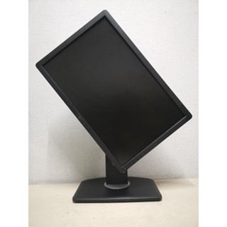 จอคอมมือสอง ราคาถูก ขนาด 22 นิ้ว ยี่ห้อ DELL  พอร์ตเชื่อมต่อ VGA DVP Display ปรับสูง-ต่ำ แนวตั้ง-แนวนอน ได้