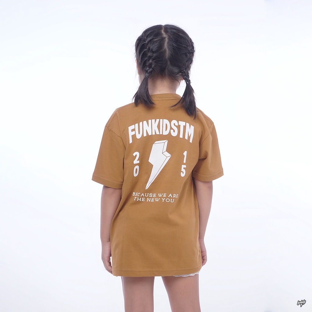 Funkids - เสื้อยืดเด็กคอกลม / Crm Fargo