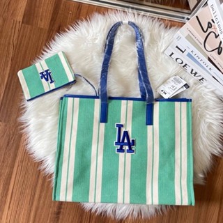 พร้อมส่งกระเป๋าสะพาย ETHNIC STRIPE TOTE BAG  LOS ANGELES DODGERS  สีเขียวมิ้น💚💚