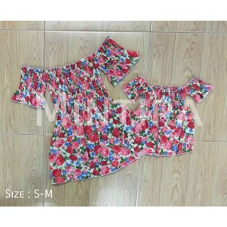 พร้อมส่งนะคะ เดรสลายดอก คู่แม่ลูก น่ารักมากค่า เป็นจั๊มเปิดไหล่น้า ของลูกมีคาดผมค่ะ