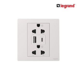 Legrand เต้ารับคู่มีกราวด์+USB Type A+C สีขาว 1G EURO-US 16A Socket With USB Charger| Mallia Senses|Matt White |281204MW